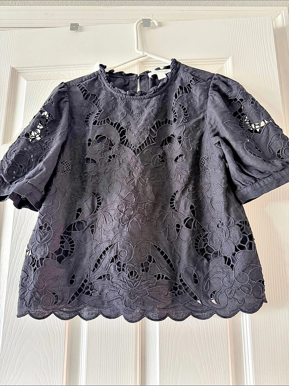 Treasure & Bond Floral Lace Blouse in Black Size Small